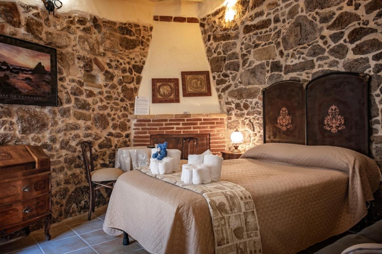 Domo Sa Barra Bed & Breakfast SantʼAntìoco Eksteriør bilde