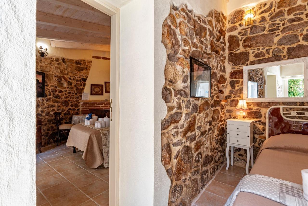 Domo Sa Barra Bed & Breakfast SantʼAntìoco Eksteriør bilde