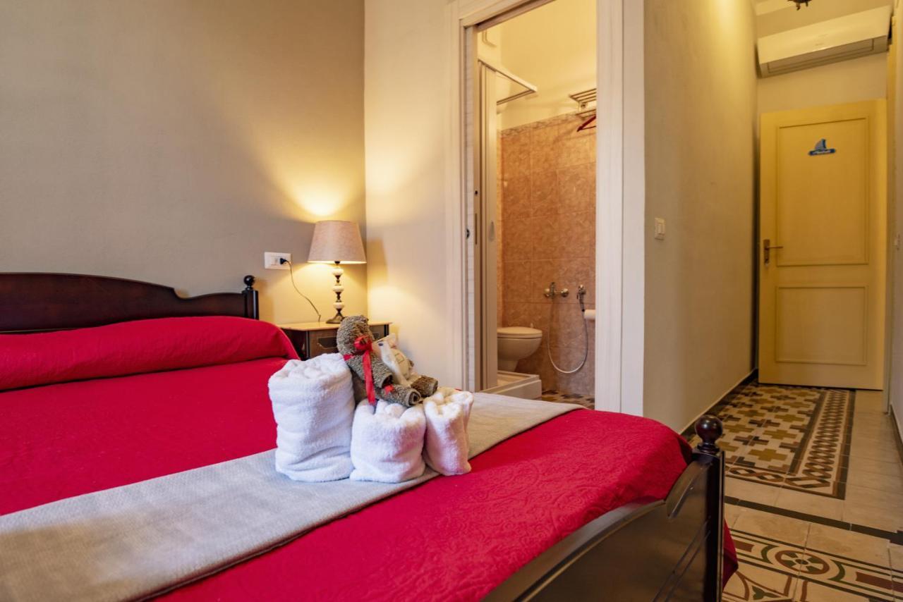 Domo Sa Barra Bed & Breakfast SantʼAntìoco Eksteriør bilde