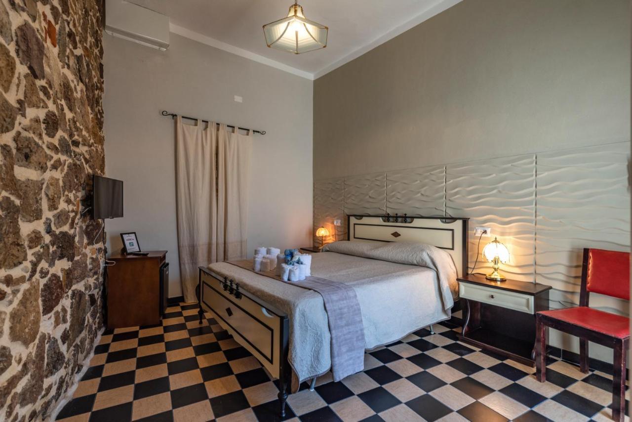 Domo Sa Barra Bed & Breakfast SantʼAntìoco Eksteriør bilde