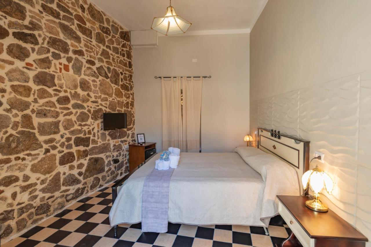 Domo Sa Barra Bed & Breakfast SantʼAntìoco Eksteriør bilde