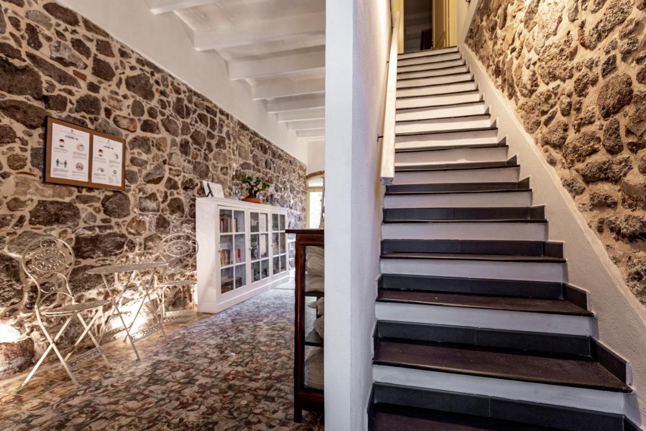 Domo Sa Barra Bed & Breakfast SantʼAntìoco Eksteriør bilde