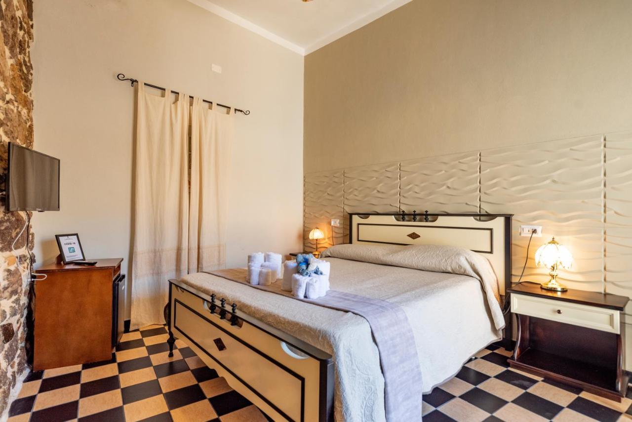 Domo Sa Barra Bed & Breakfast SantʼAntìoco Eksteriør bilde